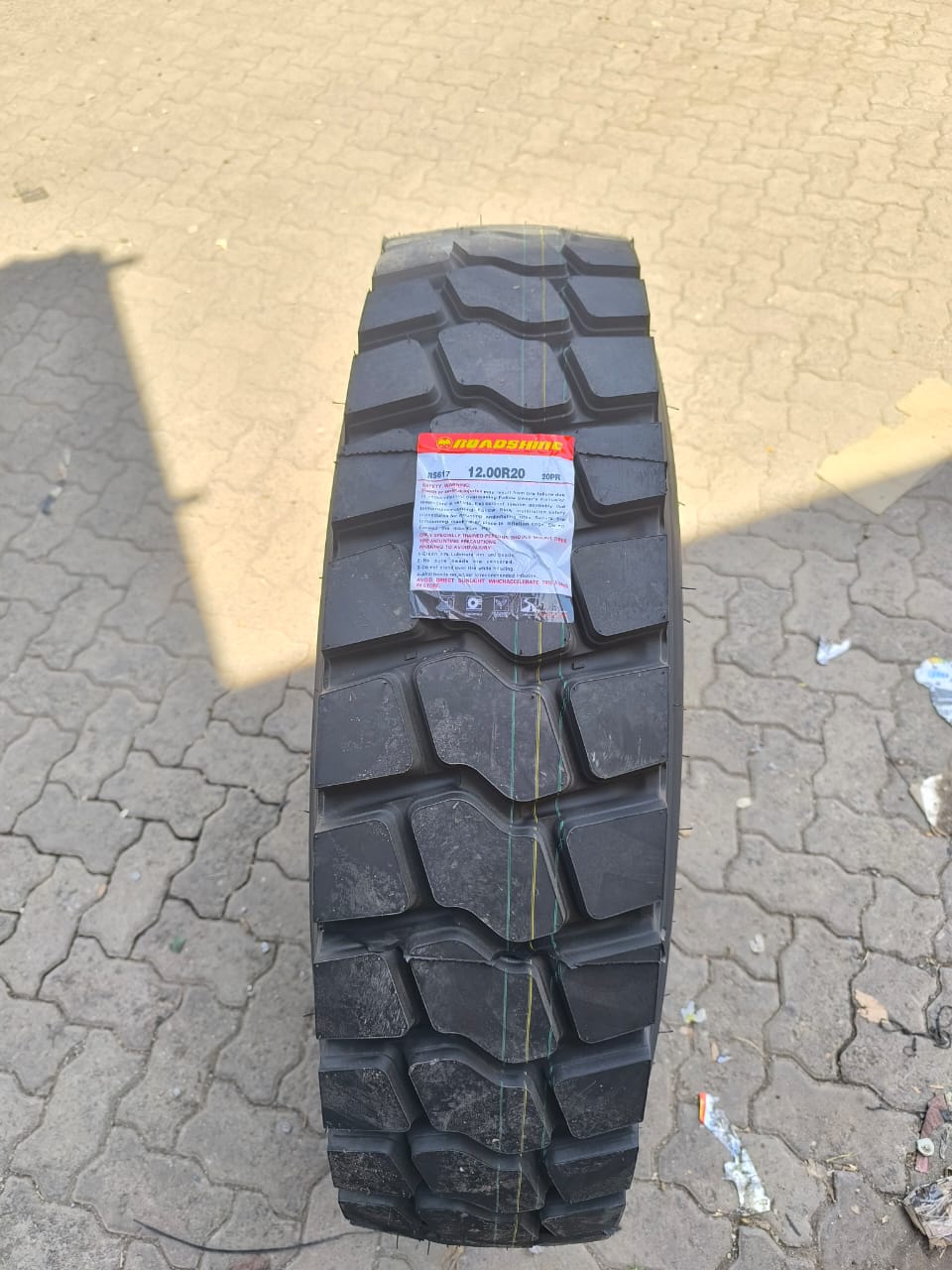 ROADSHINE 12.00-20 TRUCK TYRE